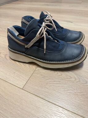 MOMA (Gru brogue) Blue Leather lace-up derby shoes Made in Italy Men’s 9